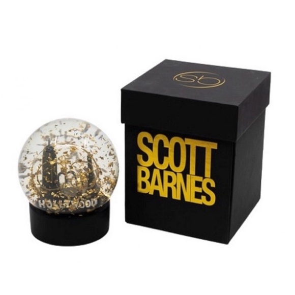 NIB Scott Barnes Snowglobe | SEALED | Home Decor, Holiday, Christmas - Picture 1 of 3